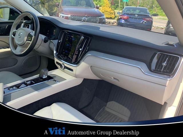 Photo of 2024 Gray Volvo S60