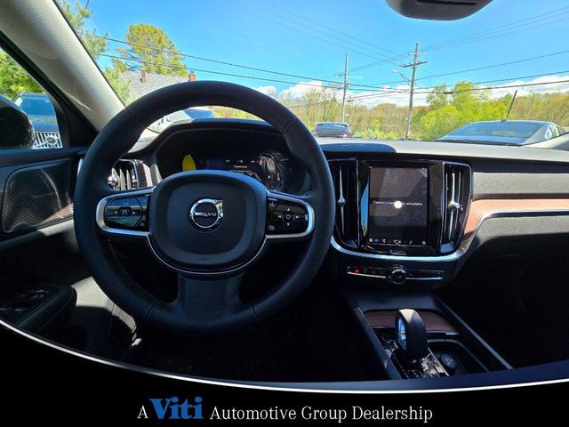 Photo of 2024 Thunder Grey Metallic Volvo S60