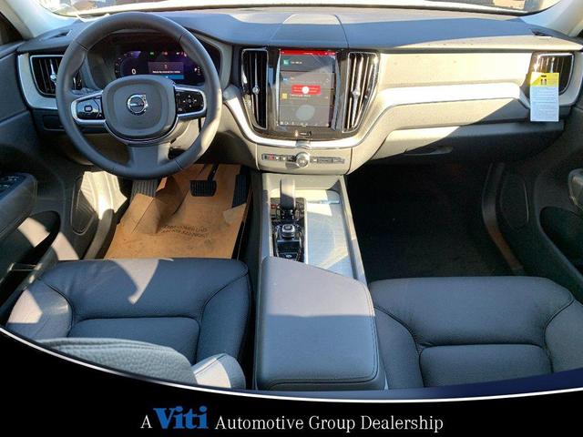 Photo of 2025 Crystal White Metallic Volvo XC60 Plug-In Hybrid