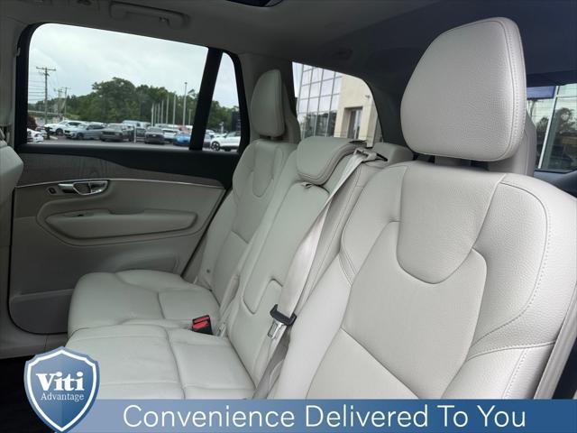 Photo of 2023 Onyx Black Metallic Volvo XC90 Recharge Plug-In Hybrid