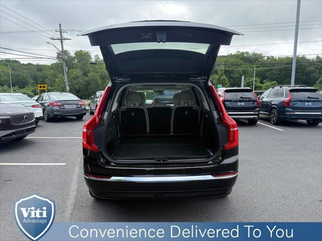 Photo of 2023 Onyx Black Metallic Volvo XC90 Recharge Plug-In Hybrid