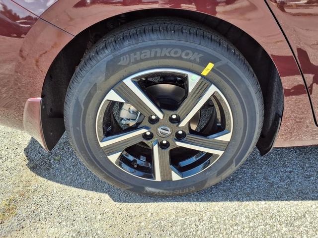 Photo of 2025 Rosewood Metallic Nissan Sentra