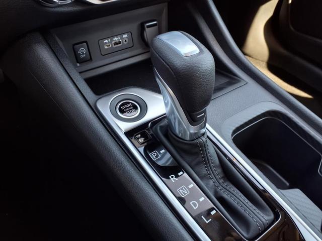 Photo of 2025 Rosewood Metallic Nissan Sentra