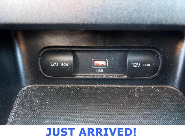 Photo of 2023 Currant Red Kia Forte