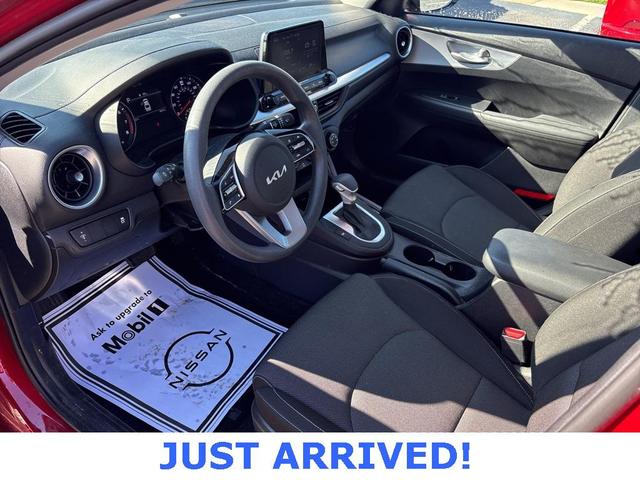 Photo of 2023 Currant Red Kia Forte