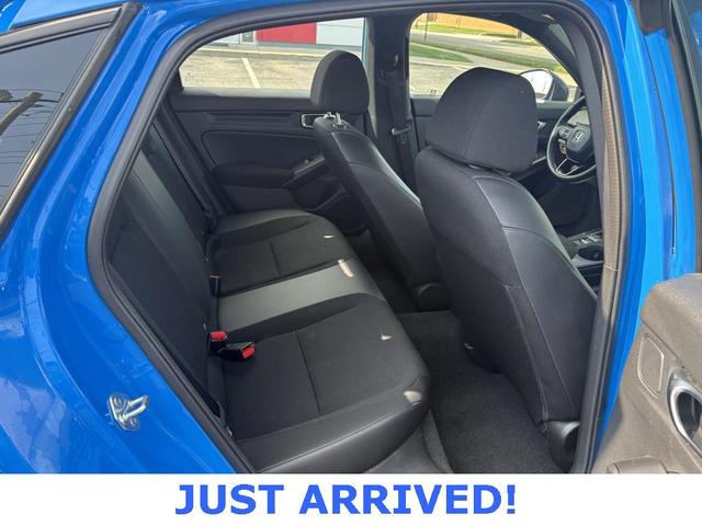 Photo of 2022 Boost Blue Pearl Honda Civic