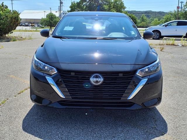 Photo of 2025 Super Black Nissan Sentra