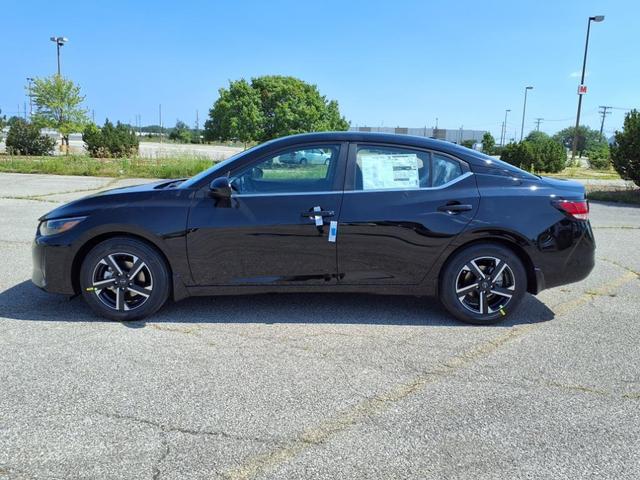 Photo of 2025 Super Black Nissan Sentra