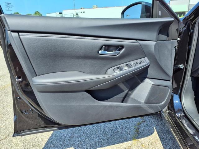 Photo of 2025 Super Black Nissan Sentra