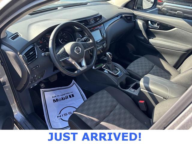 Photo of 2022 Gun Metallic Nissan Rogue Sport