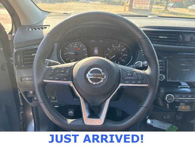 Photo of 2022 Gun Metallic Nissan Rogue Sport