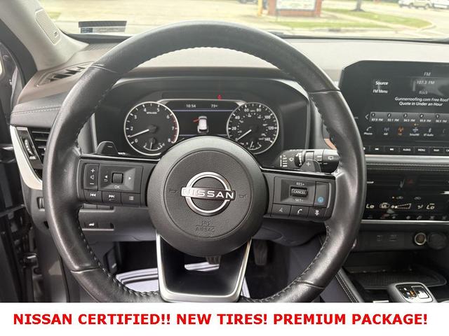 Photo of 2022 Gun Metallic Nissan Rogue