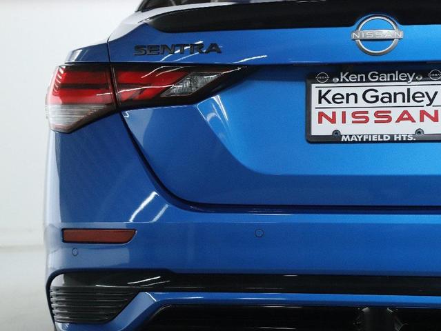 Photo of 2025 Electric Blue Metallic/Super Black Nissan Sentra