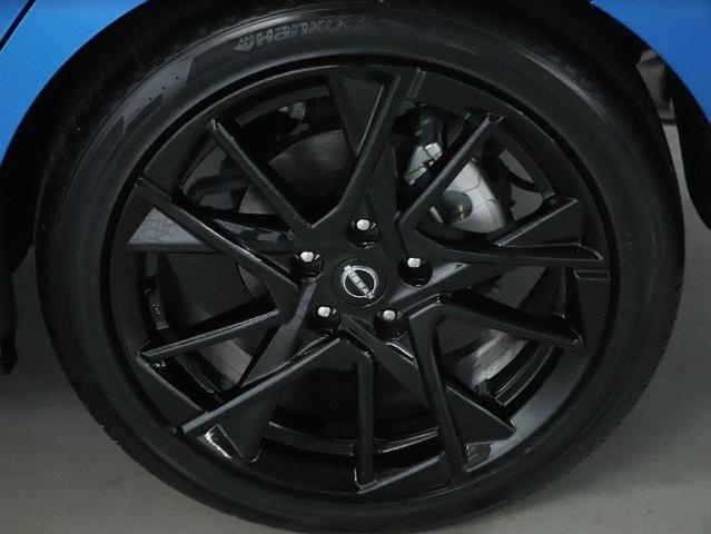 Photo of 2025 Electric Blue Metallic/Super Black Nissan Sentra