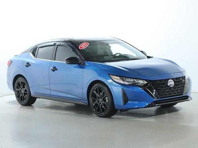 Photo of 2025 Electric Blue Metallic/Super Black Nissan Sentra
