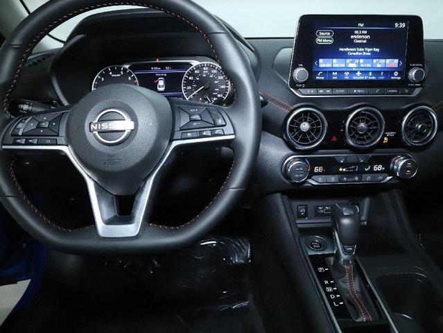 Photo of 2025 Electric Blue Metallic/Super Black Nissan Sentra