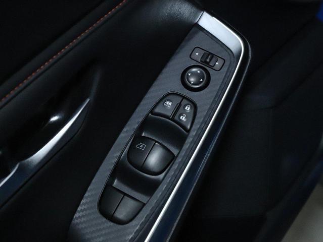 Photo of 2025 Electric Blue Metallic/Super Black Nissan Sentra