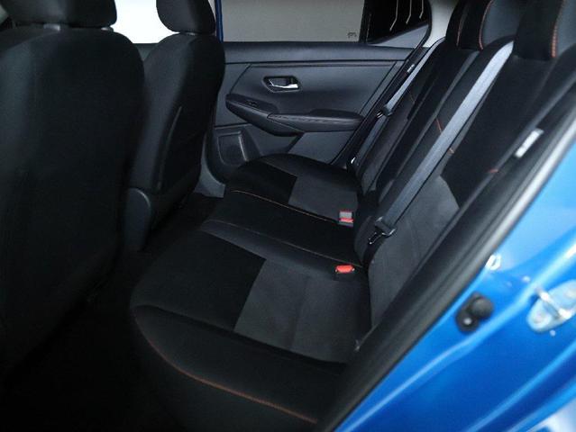 Photo of 2025 Electric Blue Metallic/Super Black Nissan Sentra