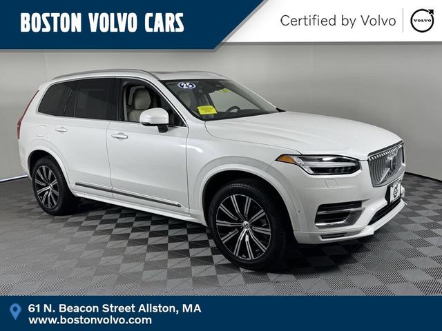 Photo of 2025 Crystal White Metallic Volvo XC90