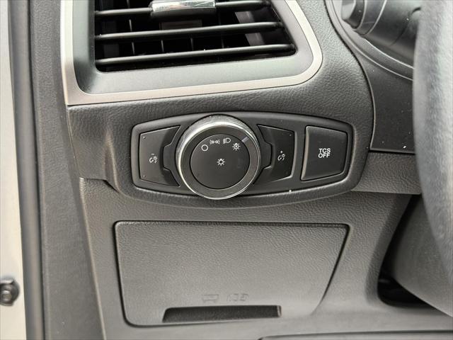 Photo of 2023 Silver Ford Edge