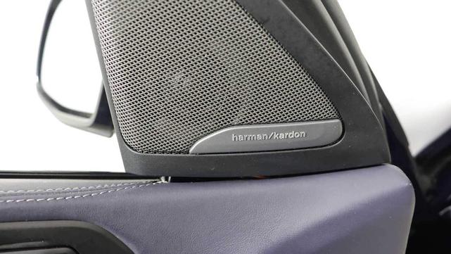 Photo of 2022 Tanzanite Blue II Metallic BMW X6 M