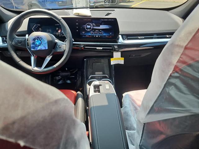 Photo of 2025 Jet Black BMW X1