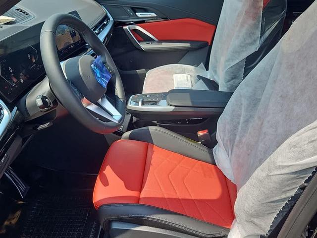 Photo of 2025 Jet Black BMW X1