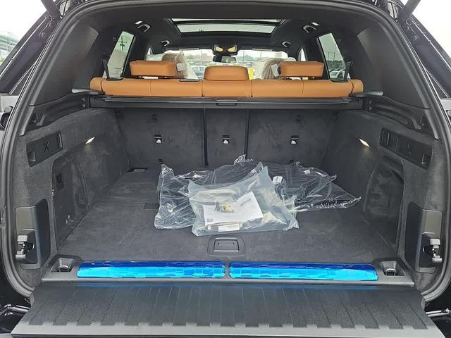 Photo of 2026 Black Sapphire Metallic BMW X5 PHEV