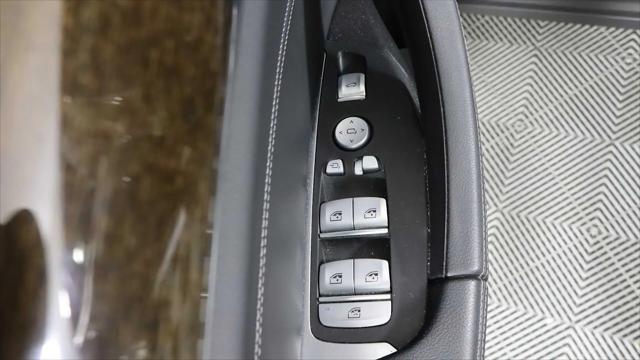 Photo of 2022 Jet Black BMW X3