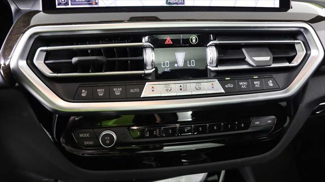 Photo of 2022 Jet Black BMW X3