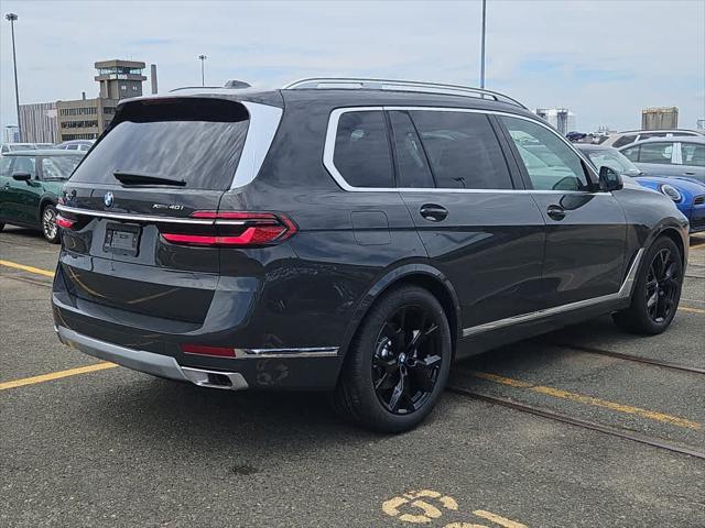 Photo of 2026 Dravit Grey Metallic BMW X7