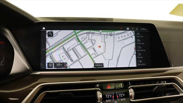 Photo of 2022 Mineral White Metallic BMW X5