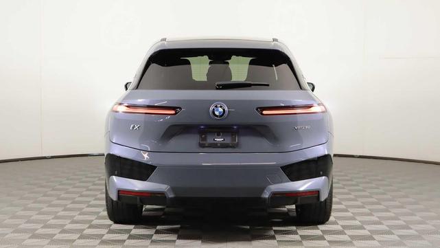 Photo of 2022 Storm Bay BMW iX