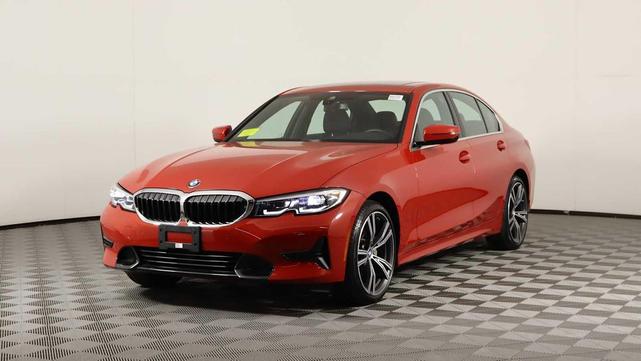 Photo of 2022 Melbourne Red BMW 330