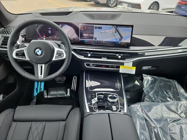 Photo of 2026 Dravit Grey Metallic BMW X7