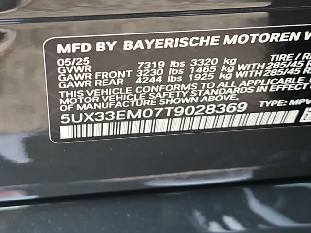 Photo of 2026 Dravit Grey Metallic BMW X7