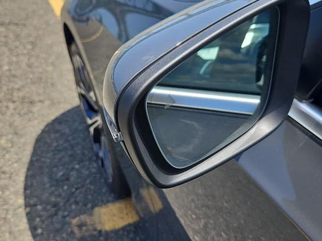 Photo of 2025 Dravit Grey Metallic BMW 330
