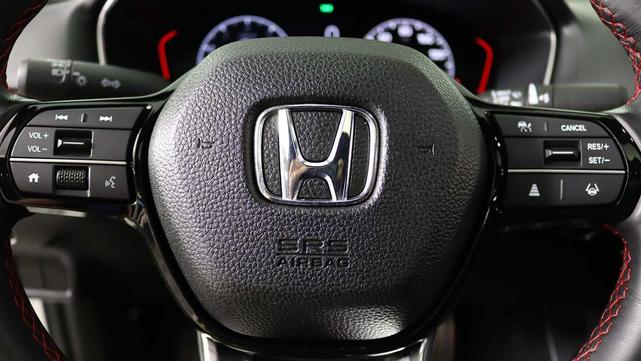 Photo of 2022 Platinum White Pearl Honda Civic Si