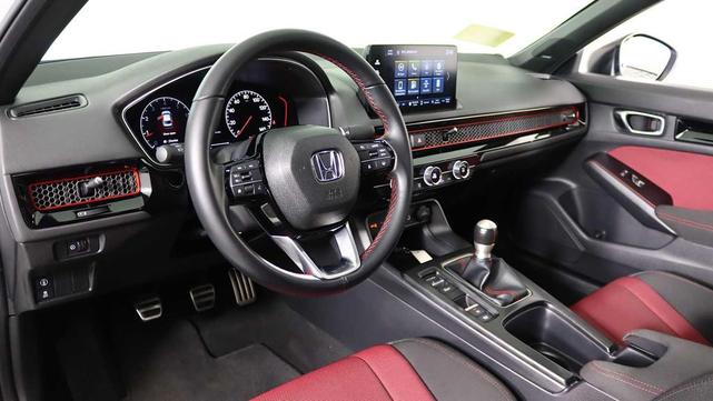Photo of 2022 Platinum White Pearl Honda Civic Si
