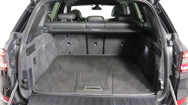 Photo of 2023 Black Sapphire Metallic BMW X5