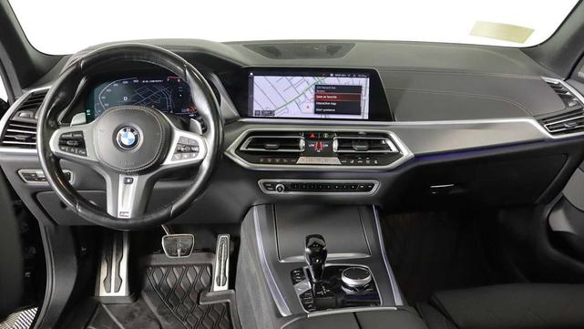 Photo of 2023 Black Sapphire Metallic BMW X5