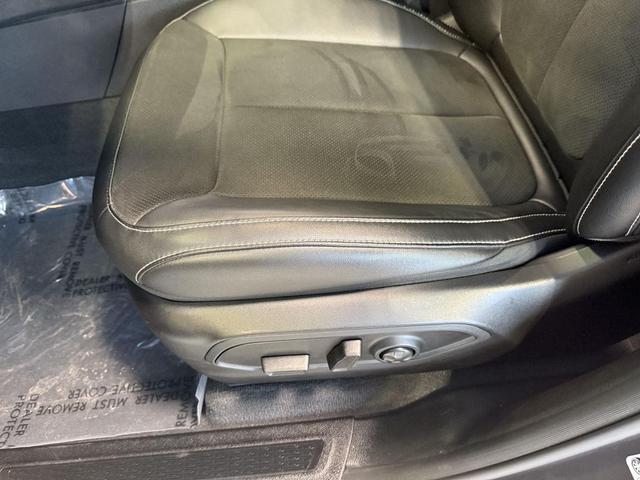 Photo of 2022 Baltic Gray Metallic Clearcoat Jeep Grand Cherokee