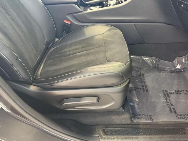 Photo of 2022 Baltic Gray Metallic Clearcoat Jeep Grand Cherokee