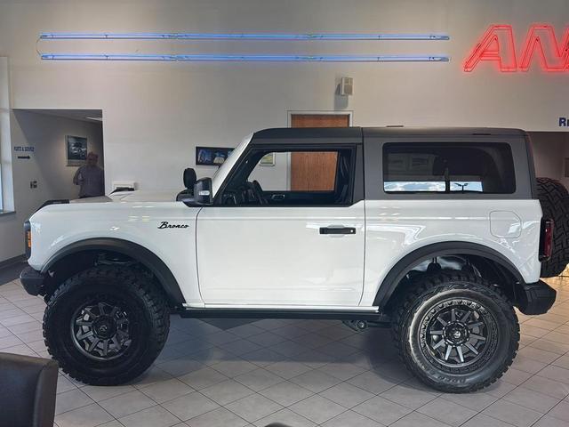 Photo of 2024 Oxford White Ford Bronco