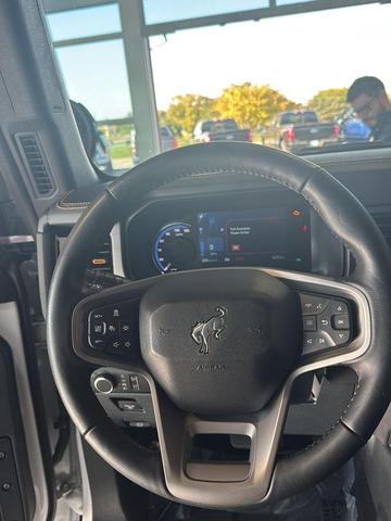 Photo of 2024 Oxford White Ford Bronco