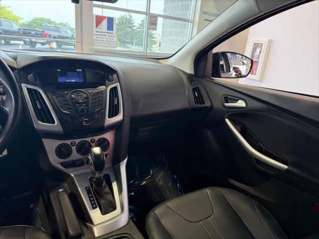 Photo of 2014 BLK Ford Focus