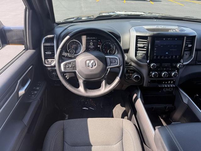 Photo of 2022 Diamond Black Crystal Pearlcoat RAM 1500