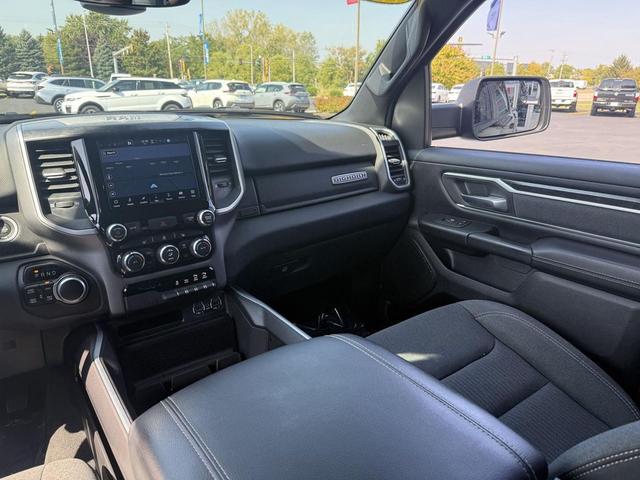 Photo of 2022 Diamond Black Crystal Pearlcoat RAM 1500