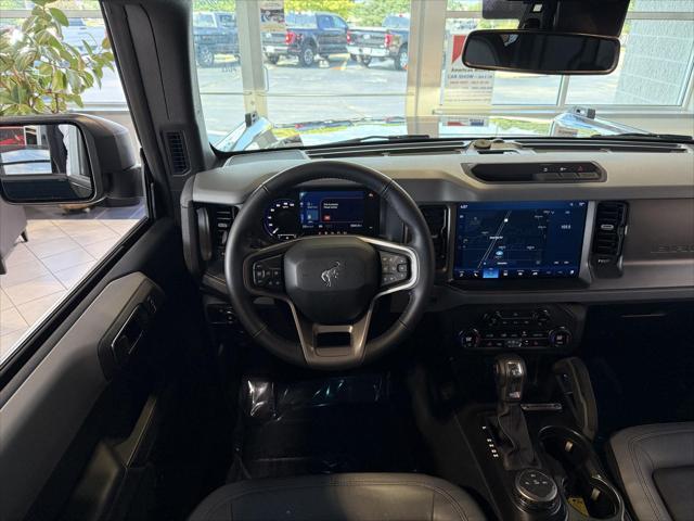 Photo of 2024 Shadow Black Ford Bronco