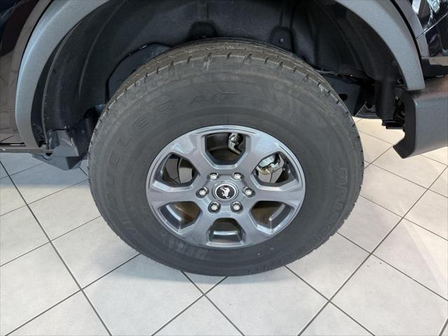 Photo of 2024 Shadow Black Ford Bronco